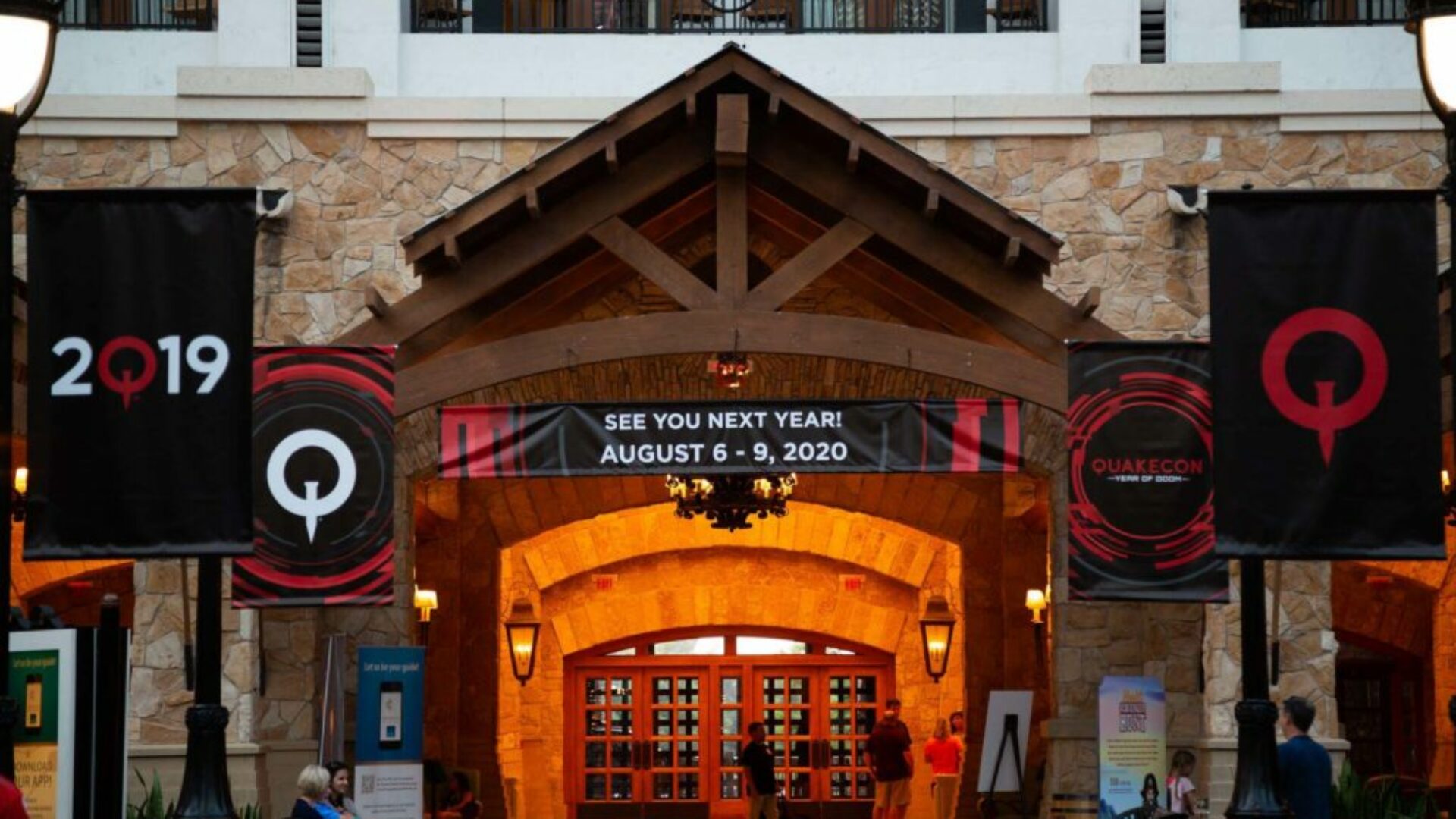 QuakeCon 2019 - SirSkippy - Common Areas - 05